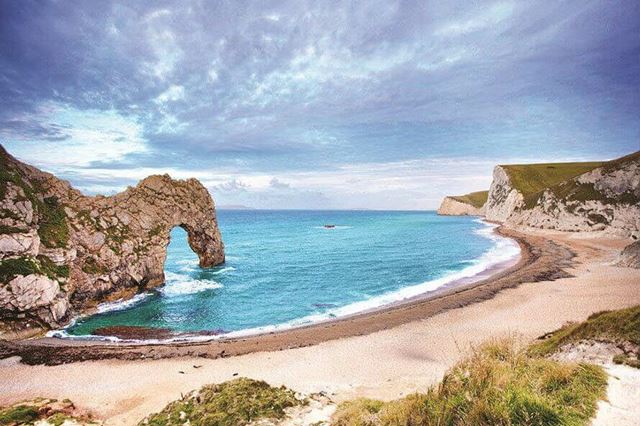 Durdle Door - Boundless by CSMA - UK Breaks